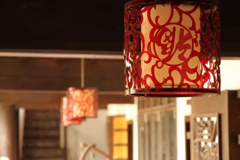 Lijiang Wangjia Courtyard Inn Экстерьер фото