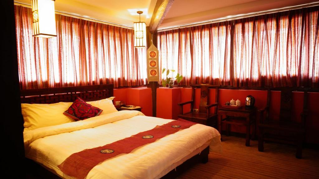 Lijiang Wangjia Courtyard Inn Номер фото